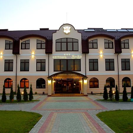 Best Hotel And Restaurant Complex Dunaivtsi Exterior foto